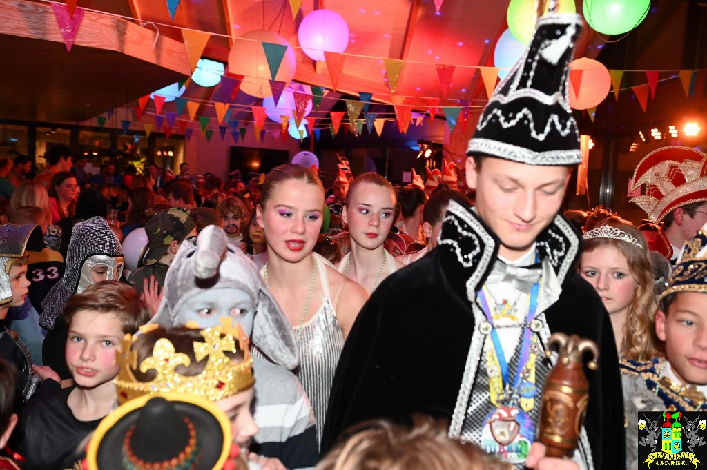 ../Images/Jeugddisco Middeleeuws Carnaval 080.jpg